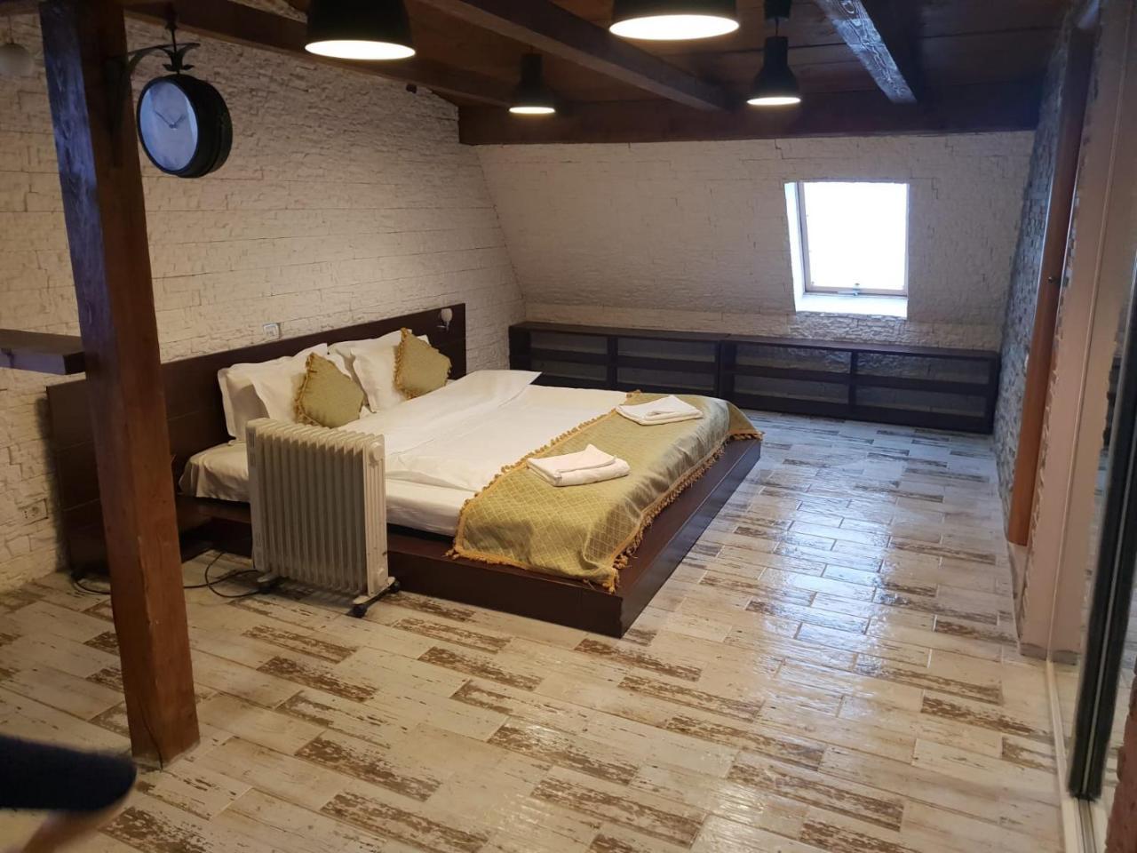 Hotel Top Central Bukarest Eksteriør billede