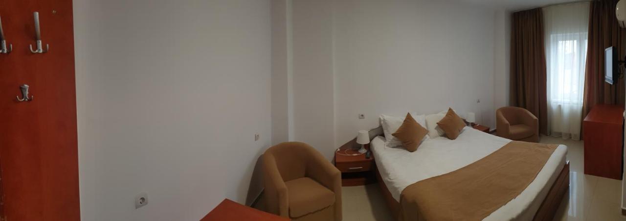 Hotel Top Central Bukarest Eksteriør billede